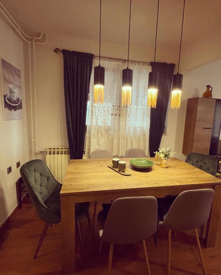 Lux Apartment Barbara โปเรช ภายนอก รูปภาพ