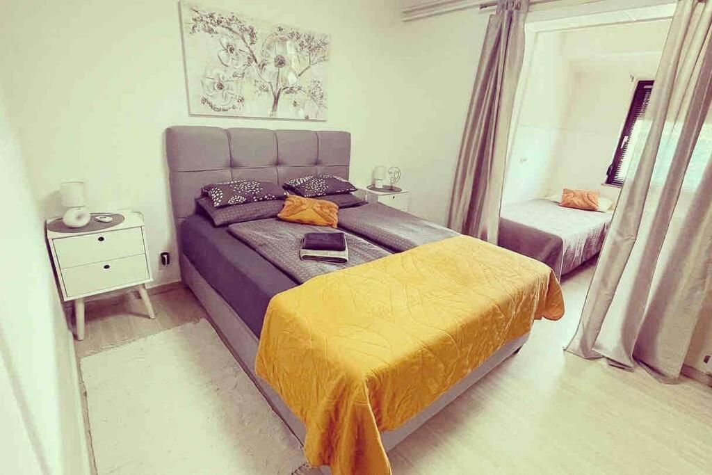 Lux Apartment Barbara โปเรช ภายนอก รูปภาพ