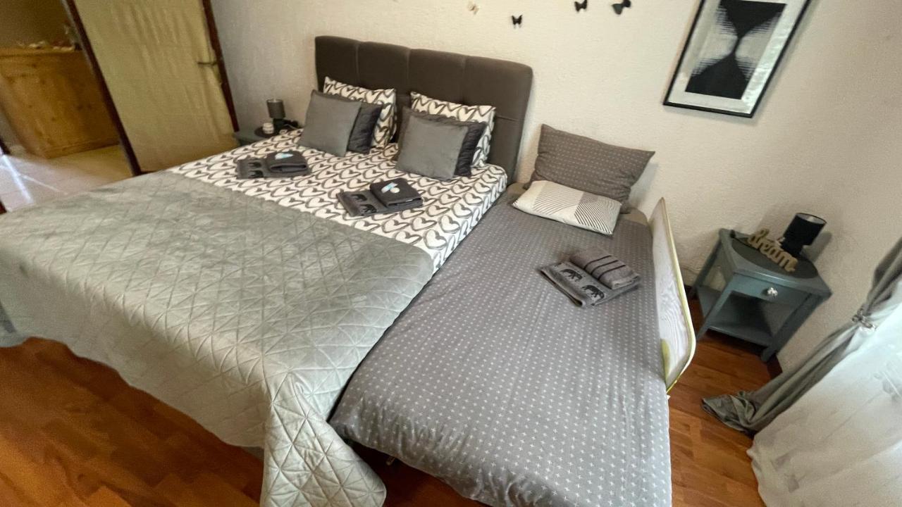 Lux Apartment Barbara โปเรช ภายนอก รูปภาพ