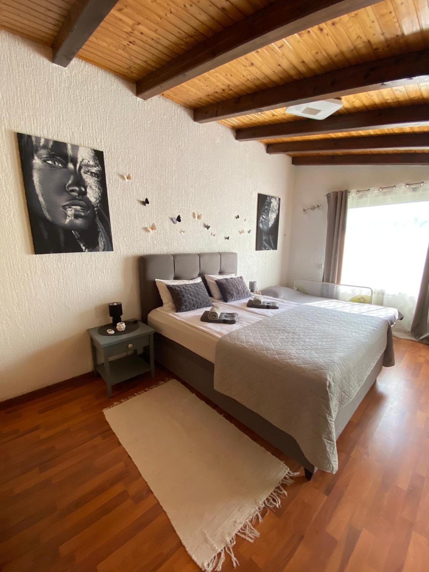 Lux Apartment Barbara โปเรช ภายนอก รูปภาพ