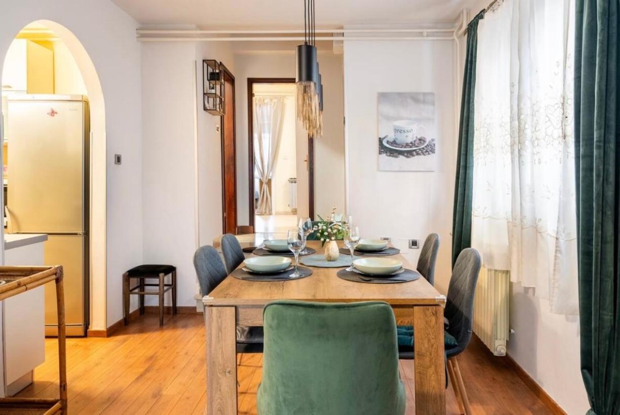 Lux Apartment Barbara โปเรช ภายนอก รูปภาพ